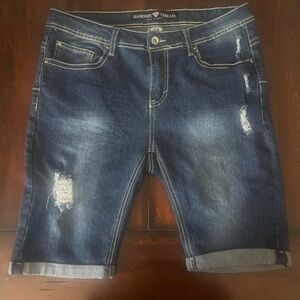 Diamond Threads Distressed Denim Shorts 16